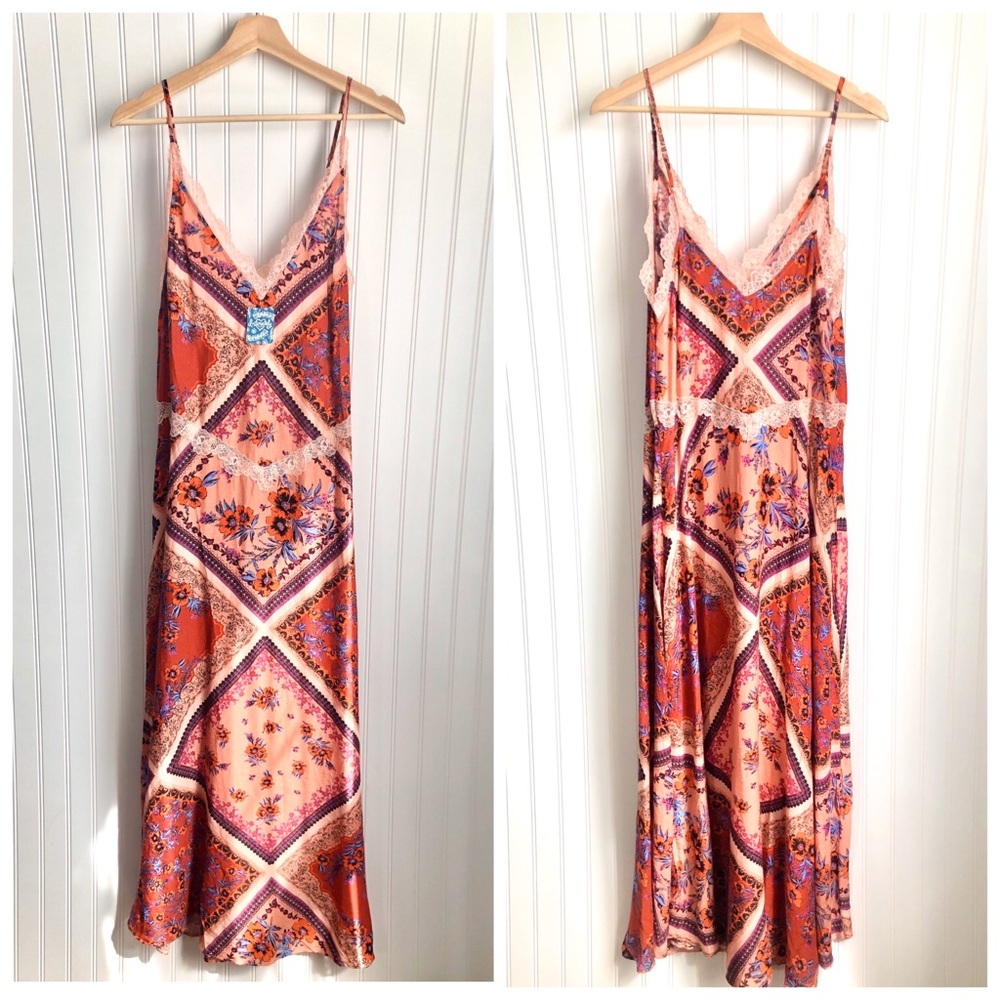 SOLD‼️ FREE PEOPLE Stevie Lace Trim Maxi Dress - Picture 5 of 8